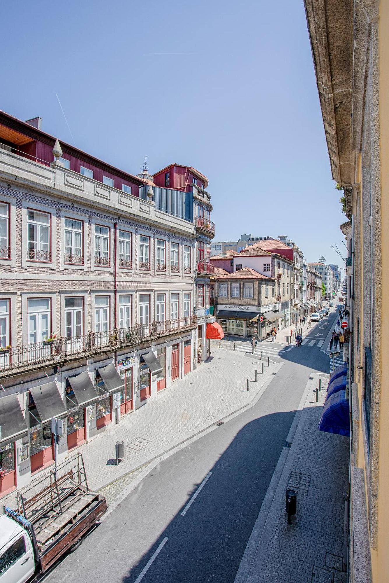 Liiiving In Porto - Aliados Stone Apartment Kültér fotó