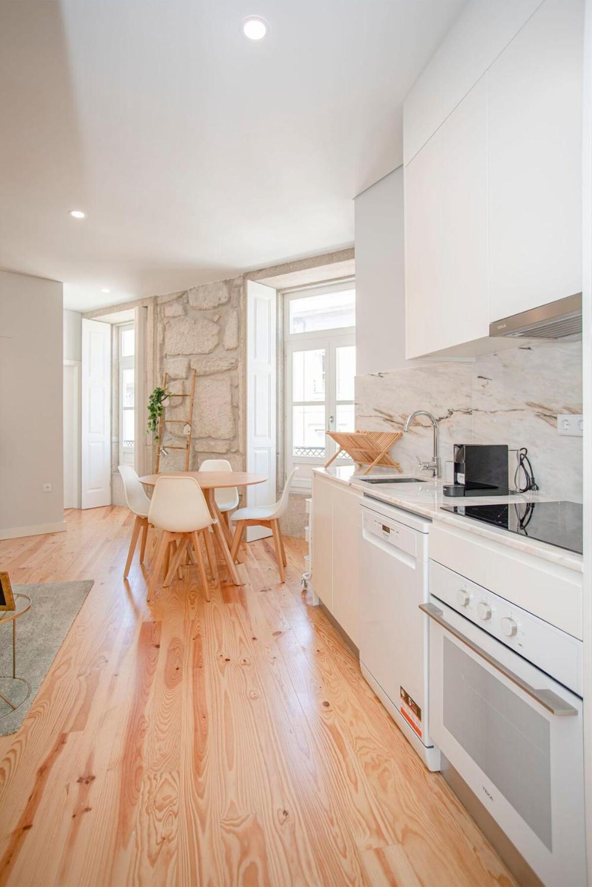 Liiiving In Porto - Aliados Stone Apartment Kültér fotó