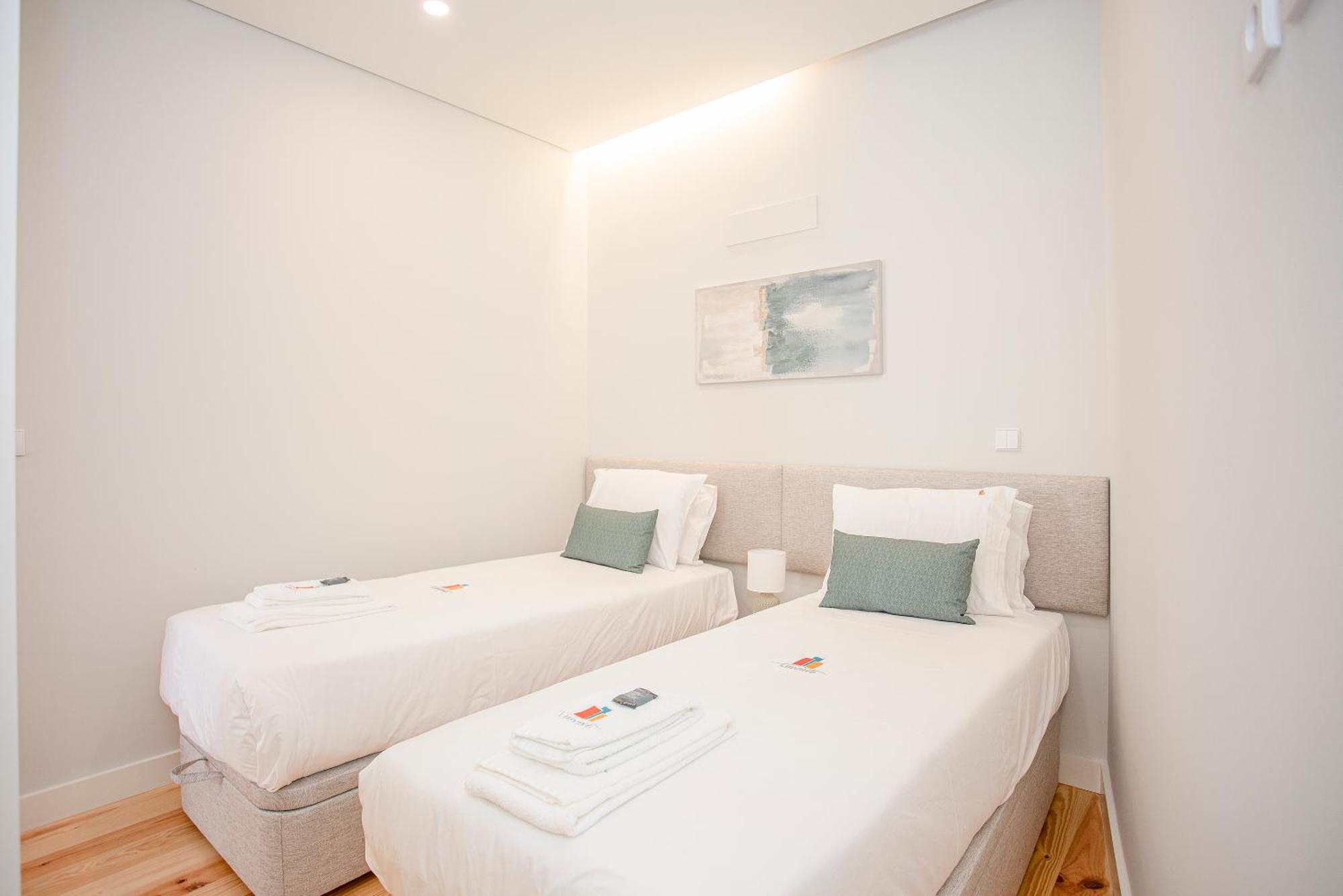 Liiiving In Porto - Aliados Stone Apartment Kültér fotó